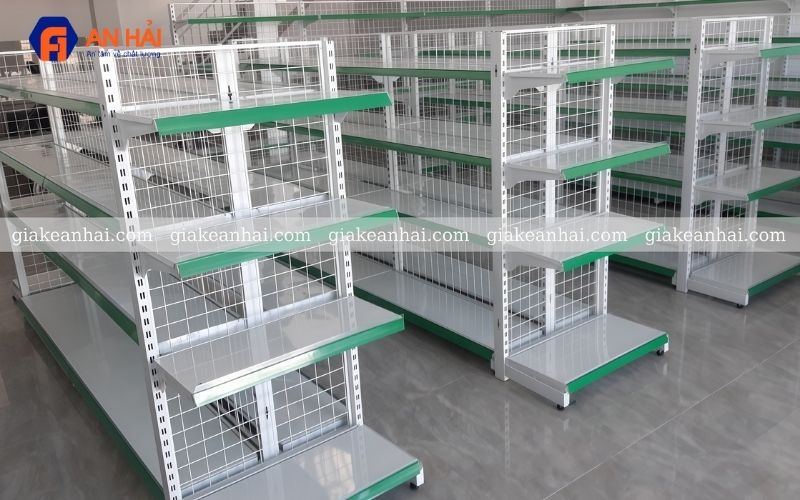 Đặc điểm chính của kệ siêu thị lưng lưới