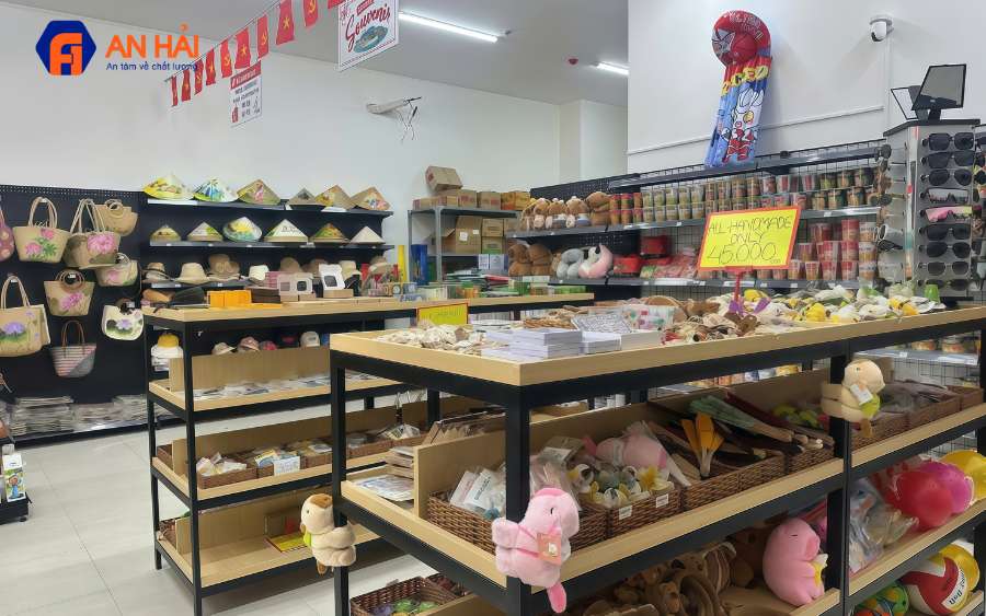Kệ trưng bày ở Đắk Lắk cho cửa hàng tạp hóa