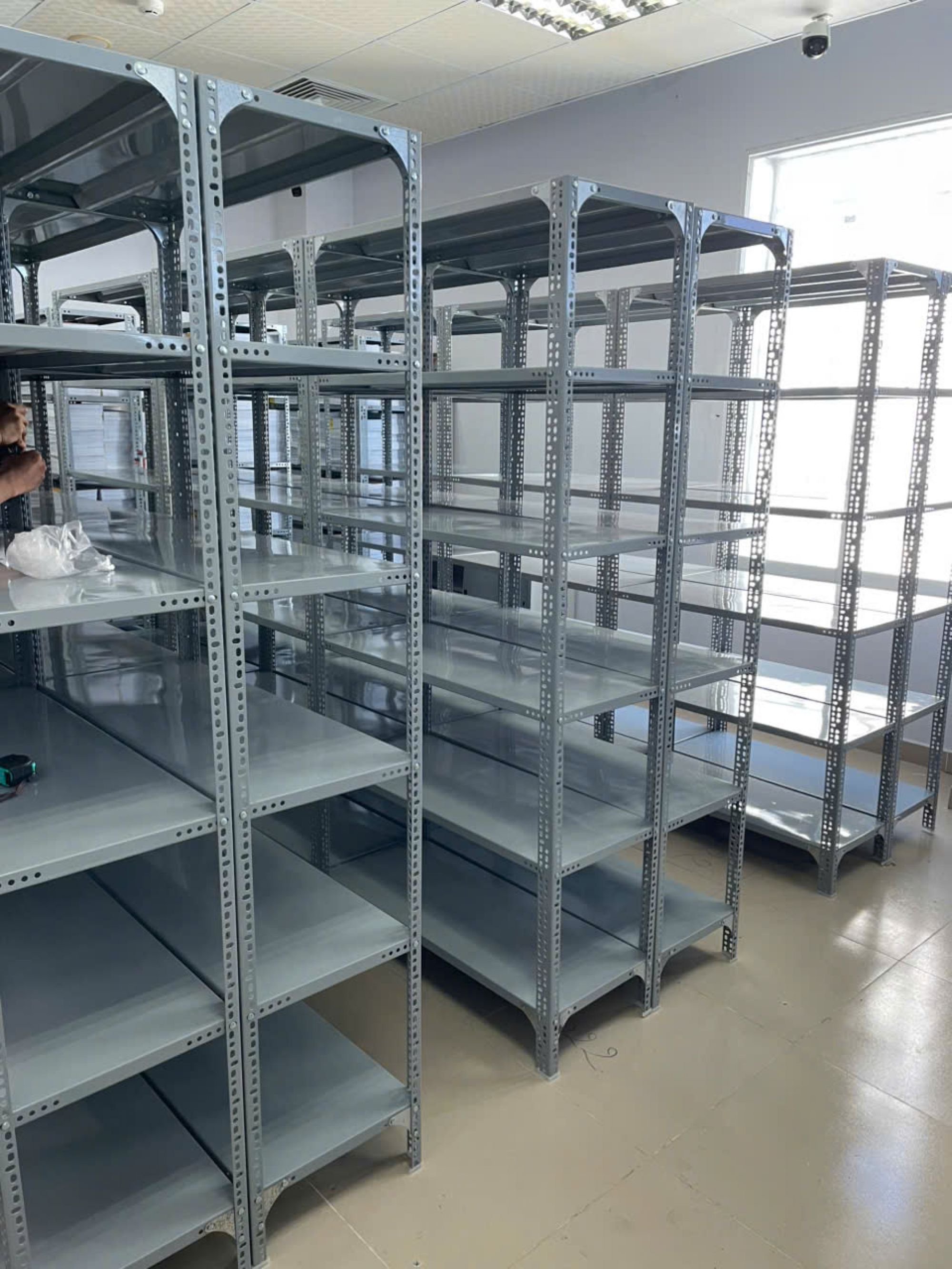 Dự &aacute;n An Hải lắp đặt kệ kho cho Ng&acirc;n H&agrave;ng BIDV